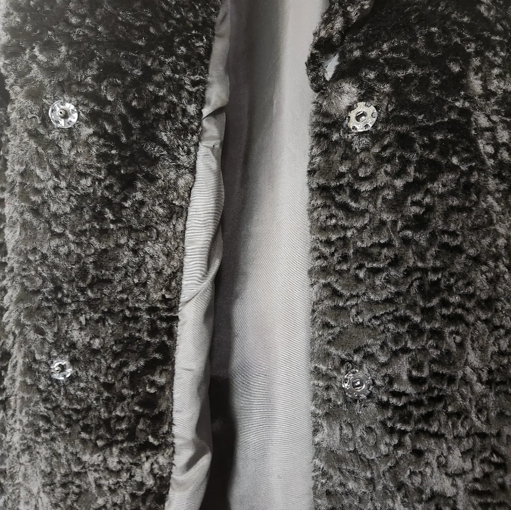 Pursuits Faux Karakul Fur Black Plush Soft Textured Flattering  Coat Sz 10
